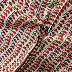 ผ้าไหมพิมพ์ลาย เนื้อหยาบ (ราคาต่อหลา) สีคละสี รหัส A4-AA-01086727