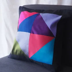 หมอนผ้าไหมพิมพ์ลาย ถอดปลอกได้ ขนาด 40x40ซม.คละสี รหัส GL-G-CT-102924