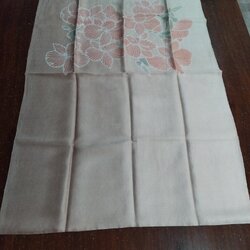 ผ้าคลุมไหล่ไหม ลูกแก้ว บาติก ขนาด 60x180ซม. พิมพ์ลายบาติกเขียนเทียน พื้นโอลโรส รหัส ZYE-NY-0322671004