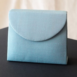 กระเป๋าใส่ของขนาดเล็ก ขนาด 3x9.5x8 cm.สีฟ้า GL-CT-103410