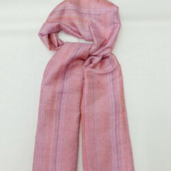 ผ้าพันคอผ้าไหม ลายริ้ว ขนาด 32x140 ซม. สีชมพู รหัส ZC-042