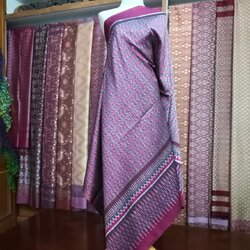 ซิ่น ผ้าไหมมัดหมี่ สีธรรมชาติ ไหมแท้ 6ตะกอ ทอยกดอก ขนาด 1x2เมตร งาน5ดาว รหัส L1-NY1118651