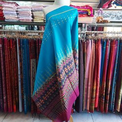 ซิ่น ผ้าไหมมัดหมี่ ไหมแท้ 3ตะกอ ลายทางด่วน เชิงล่าง ขนาด 1x2เมตร พื้นสีฟ้า รหัส R2Q-NY-01306722