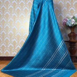 ซิ่น ผ้าไหมมัดหมี่ ยกดอก 6ตะกอ ขนาด1x2เมตร ลายขอพระราชทาน พื้นสีฟ้า รหัส L9A-KN-06186811