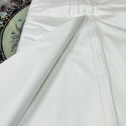 ผ้าไหมสีพื้น เนื้อเรียบ ไหมแท้ 2เส้น สีขาวครีม (ราคาต่อหลา) รหัส C-60069