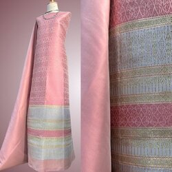 (ผ้าชุด)ไหมยกใหญ่ลำพูน (สีพื้น 2เมตร+ลาย 2.4เมตร) สีชมพูโอลโรส รหัส N90-AA-12176617132