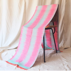 ผ้าพันคอไหม มัดหมี่ลายลูกแก้ว ขนาด 44x130ซม. สีชมพูสลับสีฟ้า รหัส ZYF-CT-103171