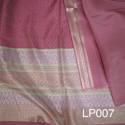 (ผ้าชุด) ผ้าไหมยกดอกลำพูน (สีพื้น 2เมตร+ลาย 2.4เมตร) สีชมพูบานเย็น รหัส N90-AA-LP007