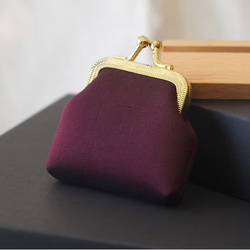 กระเป๋าสตางค์ ใส่เหรียญ ขนาด 7x7x2.5cm. สีม่วงเข้ม GL-CT-103460