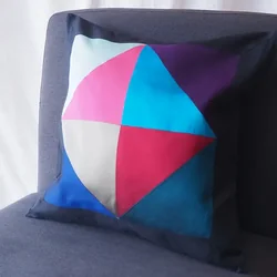 หมอนผ้าไหมพิมพ์ลาย ถอดปลอกได้ ขนาด 40x40ซม.คละสี รหัส GL-G-CT-102926