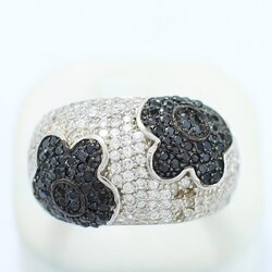 SI0100 แหวนเงินดอกไม้ประดับพลอยขาวดำ เงินแท้ นน. 7.7 กรัม Size 60