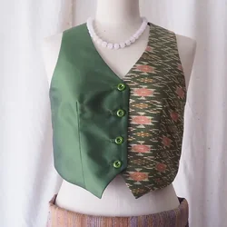 เสื้อเวสท์ ผ้าไหมมัดหมี่แขนกุด เฉดสีเขียว รหัส TOP-CT-102835