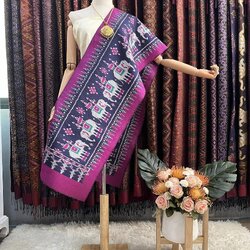 ผ้าพันคอไหม ผ้าไหมทอยกดอก 5ตะกอ ขนาด 35x190ซม.ลายช้าง มีหน้านางชายครุย พื้นสีม่วงชมพู L4E-PS-04246717378