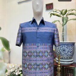 เสื้อสูทไหมแพรวา ลายเกาะ แขนสั้น พื้นสีน้ำเงินคราม เลือกไซส์ รหัส DR-BM-11026613266