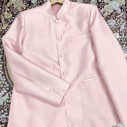 เสื้อสูทไหมคอพระราชทาน แขนยาว เนื้อยกดอก สีชมพูกลีบบัว Size M รหัส DM-ST-0531671534