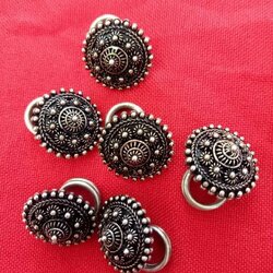 เครื่องประดับเงินแท้ กระดุมตะเกาลายดอกตั้งโอ๋