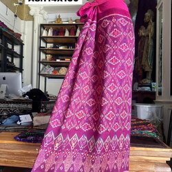 ซิ่น พระตะบอง ไหมบ้านสาวมือ สีธรรมชาติ ขนาด 114x150ซม สีม่วงอมชมพู รหัส N9-SIL-A8