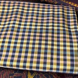 ผ้าไหมลายสก็อต เนื้อหยาบนุ่ม ขายตามความยาวหลา สีคละสี รหัส A9-AA100566172012