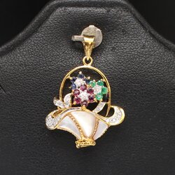 PD25128 จี้กระเช้าดอกไม้พลอยหลากสี เพชรแท้ 0.10 กะรัต ทองแท้ 18k นน.รวม 3.3 กรัม งานน่ารักมาก