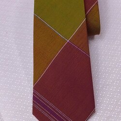 เนคไทผ้าไหม ลายพื้นเมือง ลายโสร่ง ขนาดกว้าง 3.5นิ้ว ND-ST-ND-097