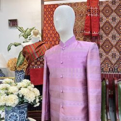 เสื้อสูทไหมแพรวา แขนยาว พื้นสีชมพู เลือกไซส์ รหัส DR-BM-12146613122