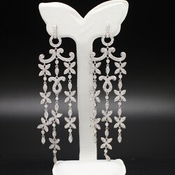 ER25010 ต่างหูเพชรระย้า เพชรแท้ 3.42 กะรัต ทองแท้ 18k ขาว นน.รวม 18.2 กรัม งานสวยอลังการ