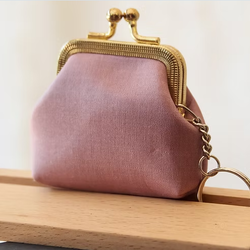 กระเป๋าสตางค์ ใส่เหรียญ ขนาด 7x7x2.5cm. สีชมพูเทา GL-CT-103462