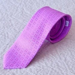 เนคไทผ้าไหมยกดอก ขนาดกว้าง 2.5นิ้ว สีชมพูม่วง รหัส NC-CT-102851