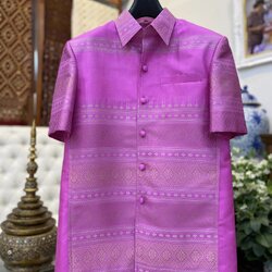 เสื้อสูทไหมแพรวา แขนสั้น พื้นสีชมพูอมม่วง เลือกไซส์ รหัส DR-BM092966110023