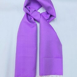 ผ้าพันคอ ผ้าไหมยกดอก ขนาด 30x130 ซม.พื้นสีม่วง รหัส ZYA-059