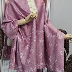 ผ้าคลุมไหล่ไหม ยกดอก มัดย้อม ไล่เฉดสี ขนาด 65x200ซม สีชมพูกะปิ รหัส ZYE-TT-0705671124