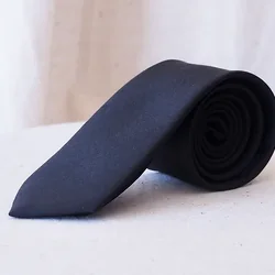 เนคไทผ้าไหมสีพื้น เนื้อเรียบ ขนาดกว้าง 2.5นิ้ว สีดำ รหัส NA-CT-102494