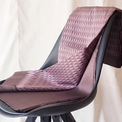 (ผ้าชุด) ผ้าไหมมัดหมี่ไหมแท้ (ผ้าลาย2หลา+สีพื้น2หลา) ลายรวดจับหว่านดวงแห พื้นสีน้ำตาล รหัส M2B-CT-102454