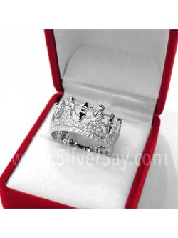 แหวนมงกุฎฝังเพชรสวิสเกือบรอบวง