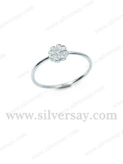 แหวนใบโคลเวอร์จิ๋ว Clover 4/ตัดขอบ/ฝังเพชรสวิส