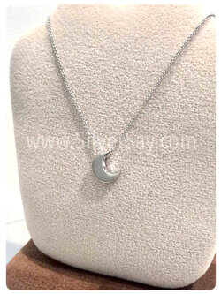 จี้พระจันทร์เสี้ยว