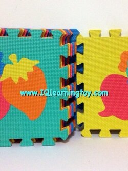 โฟมปูพื้นจิ๊กซอว์ลายดอกไม้ คละสี ขนาดแผ่น 30*30 cm จำนวน 10 แผ่น แกะชิ้นส่วนผัก-ผลไม้ออกมาเล่นได้ ให้เด็กๆฝึกวาดลายตามแบบได้ ส่งฟรี