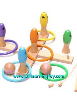 Woodtoy-3in1 เกมส์ 3 in 1 ได้แก่ เกมตกปลา / เกมโยนห่วง / โบว์ลิ่ง ฝึกทักษะสายตาและการบังคับมือ เพื่อการกะระยะทาง การแยกสี สนุก คุ้มค่า จัดส่งฟรี