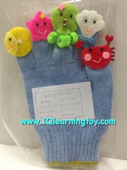 หุ่นถุงมือชุดสัตว์บก1 ได้แก่ ปลา ปลาหมึก ปลาดาว หอย ปู ใช้เสริมในกิจกรรมต่างๆ ให้สนุกสนานมากขึ้น ดึงความสนใจ และสมาธิของเด็กๆได้นานขึ้นค่ะ จัดส่งฟรี