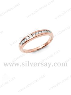 แหวนเพชรสวิสแถว/ฝังรางล็อคครึ่งวง/สีทองชมพูโรสโกลด์