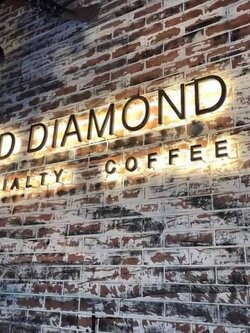 ป้ายอักษรซิงค์ทำสีไฟออกหลัง โลหะสแตนเลสแฮร์ไลน์ สแตนเลสหน้าทองไฟออกหลัง