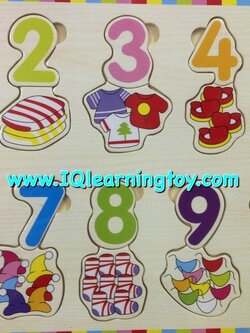 ของเล่นไม้ ภาพตัดต่อชุดจับคู่ สอนเรื่องสิ่งรอบตัวและจำนวนนับ เลข 1-10 ค่ะ เรียนรู้จักสังเกตและจดจำเอกลักษณ์พิเศษของสิ่งต่างๆรอบตัว ส่งฟรี