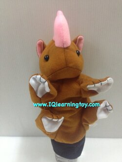 หุ่นมือตุ๊กตาสัตว์สอนคำศัพท์ Rhinoceros แรด เป็นสื่อการสอนใช้เล่าเรื่องให้เกิดจินตนาการ และความสนุกสนาน ดึงดูดความสนใจและสมาธิได้ดีค่ะ ส่งฟรี