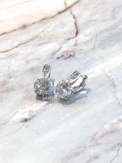 ต่างหูห่วงฝังเพชรสวิส 8 มม./2 กะรัต/ฝังเพชรแถว