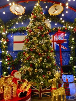 เช่าต้นคริสต์มาส"พร้อมตกแต่ง"