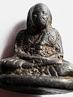 รูปหล่อ เนื้อตะกั่ว เก่าไม่ทราบที่