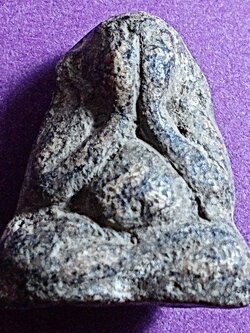 พระปิดตาลอยองค์ พิมพ์เล็ก ลป.เทพโลกอุดร