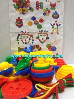 ของเล่นร้อยเชือก ชุดกระดุมหลากสีหลายขนาด เพื่อเสริมพัฒนาการ ฝึกกล้ามเนื้อมือและสมาธิของเด็ก เรียนรู้เรื่องสีและขนาดไล่ระดับต่างๆ ส่งฟรี