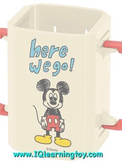 กันบีบกล่องนม-น้ำผลไม้ ลายมิคกี้เมาส์ Mickey mouse ให้เด็กถือดูดนมจากกล่องด้วยตัวเอง ใส่ได้ทั้งกล่องนมขนาดเล็ก กล่องทรงสูง และกล่องทรงอ้วนป้อม ส่งฟรี