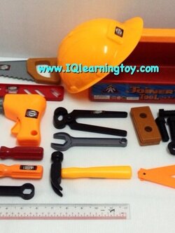 ชุดเครื่องมือช่างขนาดพกพา - อุปกรณ์รวม 20 ชิ้นต่อชุด ช่วยให้เด็กๆรู้สึกสนุกสนาน ฝึกความคิดสร้างสรรค์ ฝึกสมาธิ ฝึกกล้ามเนื้อมือและแขน ส่งฟรี